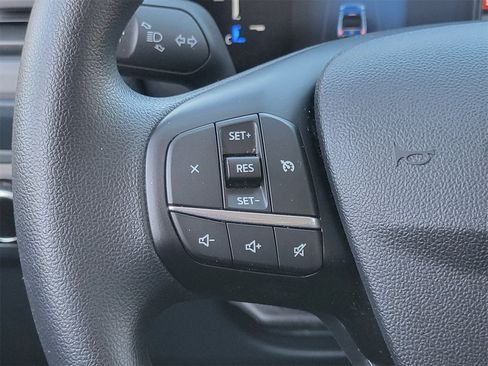 Used 2025 Ford Maverick XL w/ Equipment Group 102A image 5