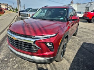 Used 2024 Chevrolet TrailBlazer LT w/ LT Cold Weather Package AWD/4WD video 3
