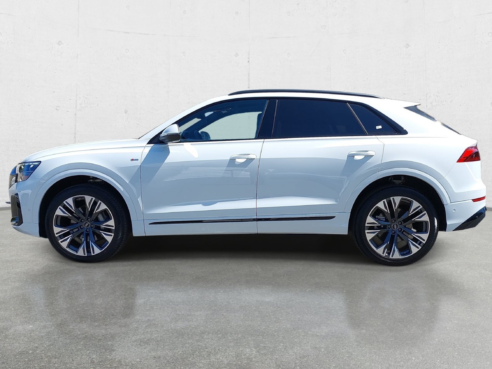 Used 2026 Audi Q8 Premium Plus w/ Premium Plus Package AWD/4WD image 8