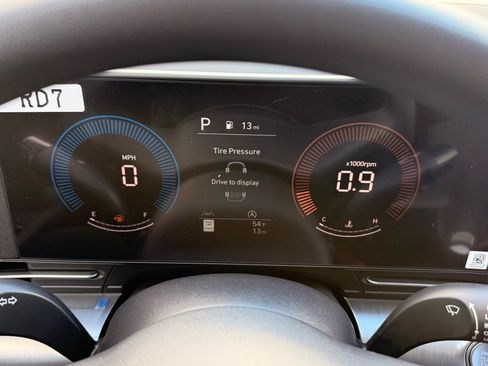 New 2026 Hyundai Kona SE image 16