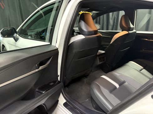 Used 2025 Toyota Camry SE FWD image 22
