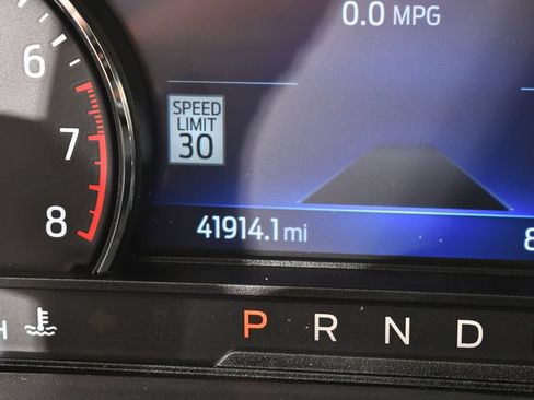 Used 2023 Ford Explorer XLT w/ Equipment Group 202A AWD/4WD image 28