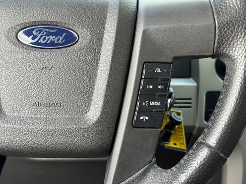 Used 2013 Ford F150 Lariat w/ Luxury Equipment Group image 17