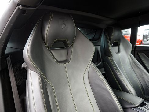 Used 2015 Lamborghini Huracan LP 610-4 AWD/4WD image 33