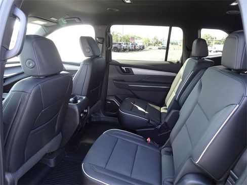 New 2026 Buick Enclave Preferred w/ Power Package image 16