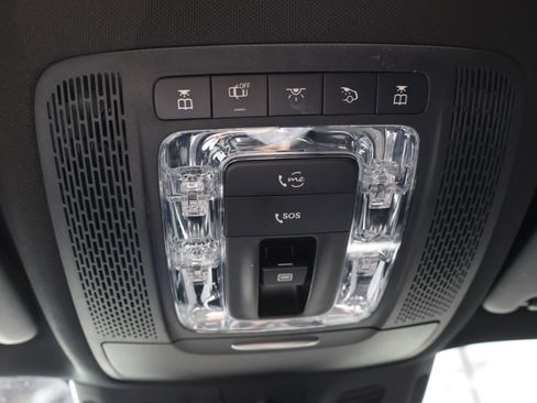 Used 2020 Mercedes-Benz GLB 250 4MATIC w/ AMG Line image 44