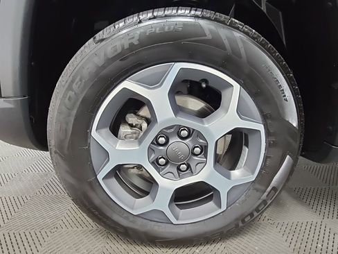 Used 2022 Jeep Compass Trailhawk image 42