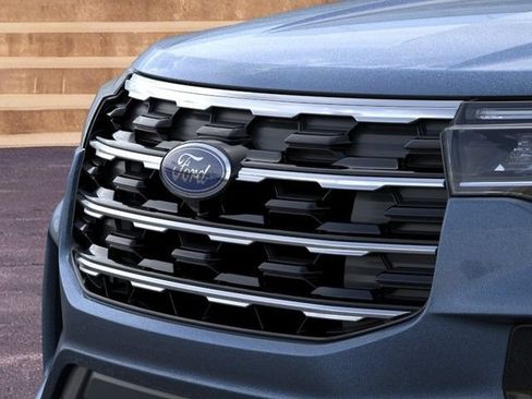 New 2026 Ford Explorer Active w/ Active Comfort Package AWD/4WD image 17