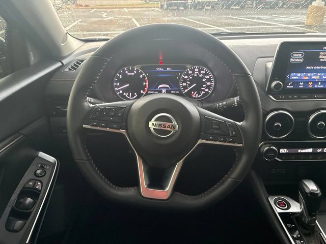 Certified 2023 Nissan Sentra SR w/ Midnight Edition Package FWD image 9