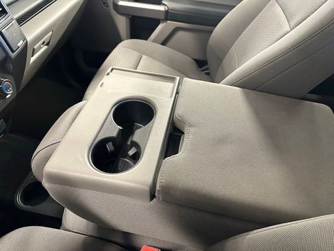 Used 2019 Ford F150 XLT image 25