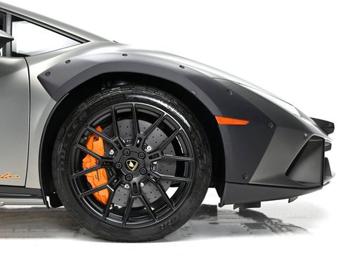 Used 2024 Lamborghini Huracan Sterrato AWD/4WD image 18