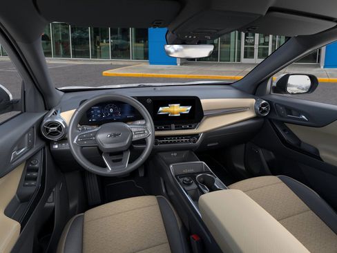 New 2026 Chevrolet Equinox ACTIV w/ Safety and Technology Package AWD/4WD image 17
