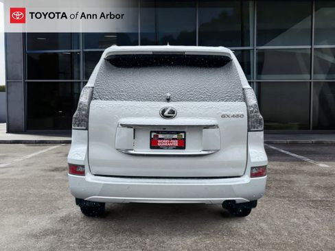Used 2022 Lexus GX 460 Luxury image 11