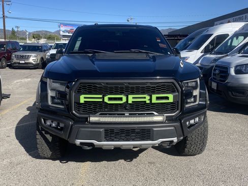 Used 2018 Ford F150 Raptor w/ Equipment Group 802A Luxury image 3