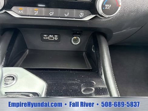 Used 2023 Nissan Altima 2.5 SV FWD image 25