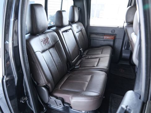 Used 2015 Ford F250 King Ranch w/ FX4 Off-Road Package image 39