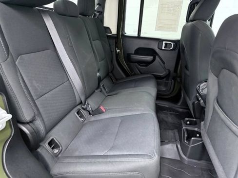 Used 2021 Jeep Gladiator Sport AWD/4WD image 20