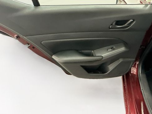 Used 2024 Nissan Altima 2.5 SV FWD image 26