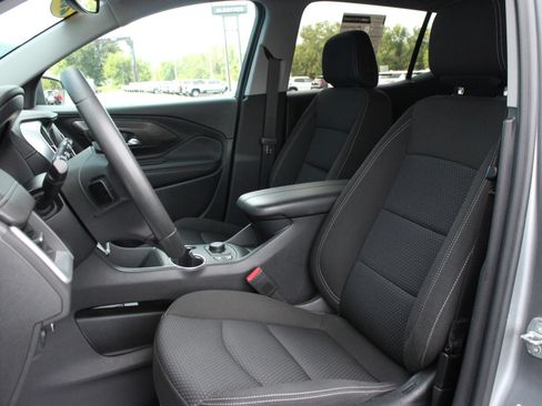Used 2023 GMC Terrain SLE w/ Driver Convenience Package AWD/4WD image 14