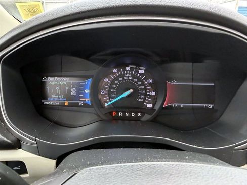 Used 2018 Ford Fusion SE image 23