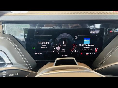 Used 2025 GMC Yukon XL Elevation RWD image 12
