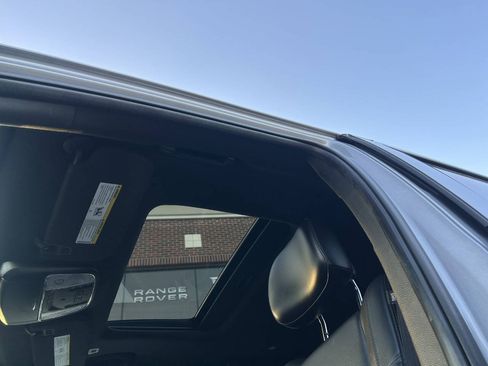 Used 2019 Jeep Grand Cherokee Limited image 25