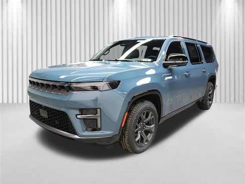 New 2026 Jeep Grand Wagoneer L Limited AWD/4WD image 8