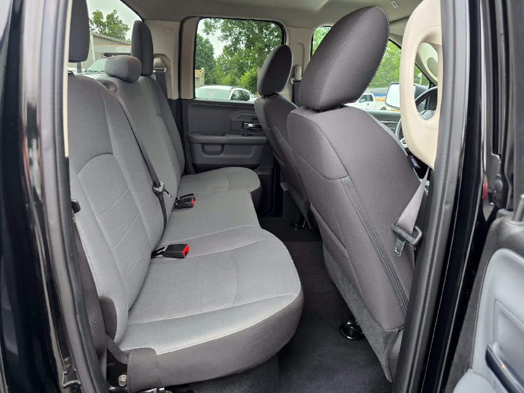 Used 2024 RAM 1500 Classic SLT AWD/4WD image 12