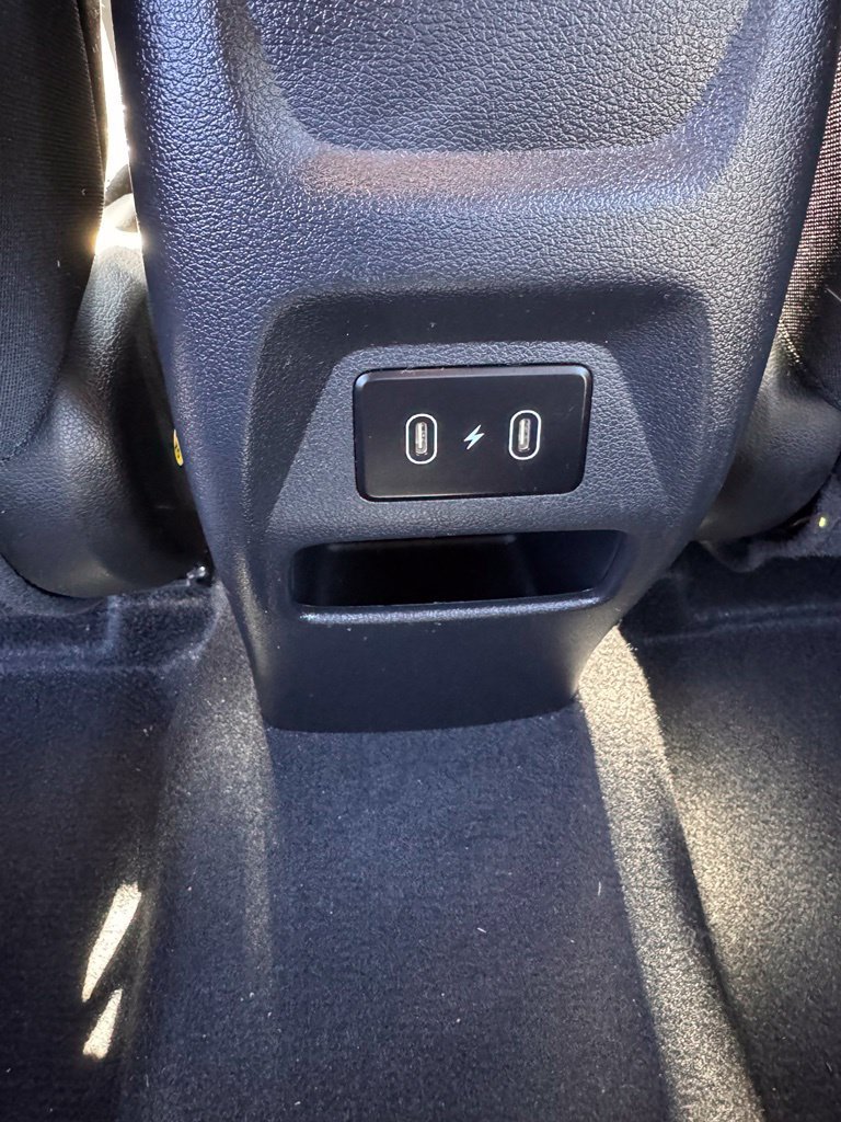 Used 2024 Hyundai Venue SEL FWD image 15