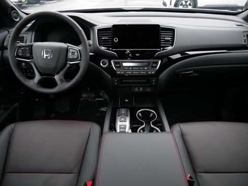 Certified 2026 Honda Ridgeline Black Edition image 10