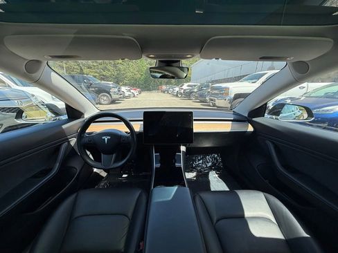 Used 2018 Tesla Model 3 Long Range AWD/4WD image 10