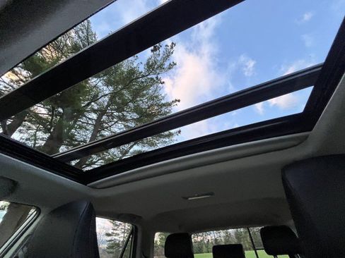 Used 2022 Toyota 4Runner SR5 Premium image 28