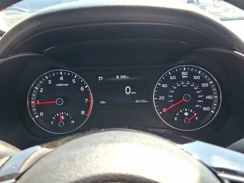 Used 2022 Kia Forte LXS FWD image 19
