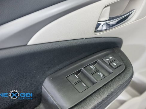 Used 2017 Honda Pilot EX-L image 12