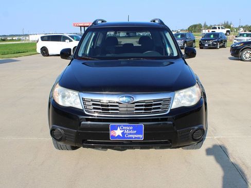 Used 2010 Subaru Forester 2.5X Premium image 2