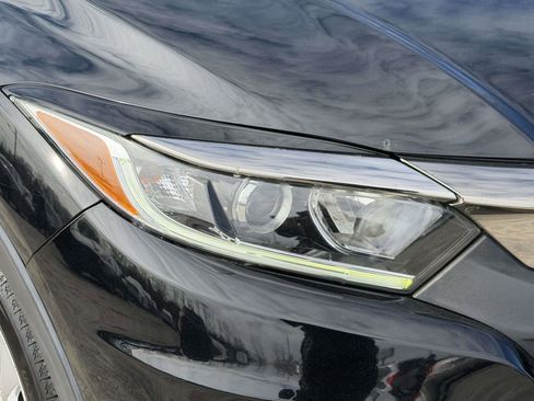 Used 2019 Honda HR-V EX image 7