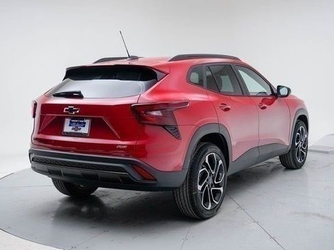 New 2026 Chevrolet Trax RS w/ Driver Confidence Package image 7