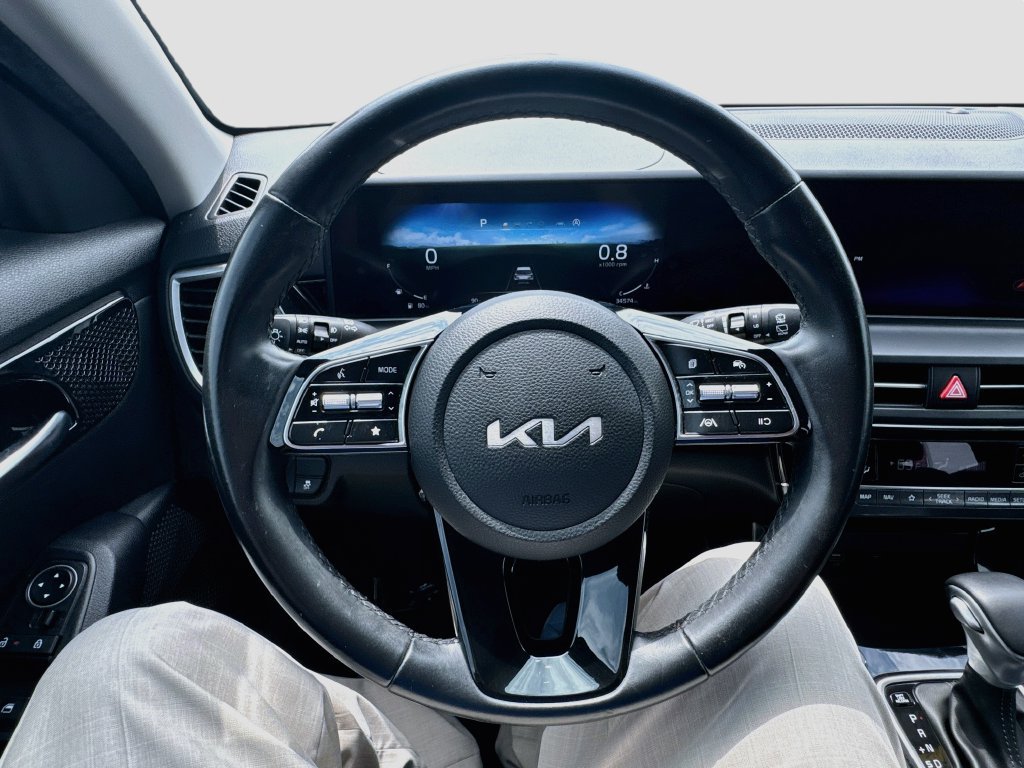 Used 2024 Kia Seltos S FWD image 12