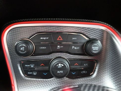 Used 2016 Dodge Challenger SRT Hellcat image 42