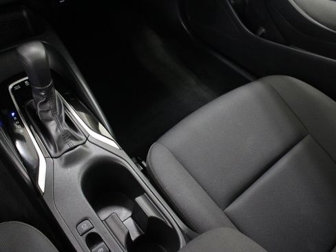 Used 2025 Toyota Corolla LE FWD image 15