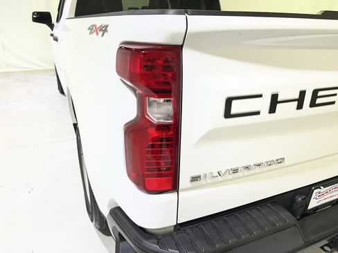 Certified 2023 Chevrolet Silverado 1500 W/T w/ WT Value Package AWD/4WD image 10
