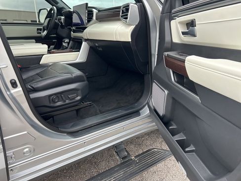 Used 2024 Toyota Sequoia Capstone image 16