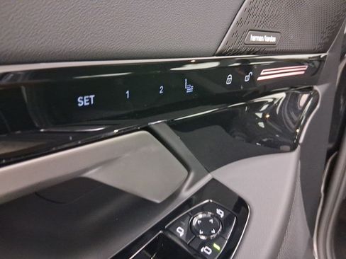 New 2026 BMW 530i w/ Premium Package image 19