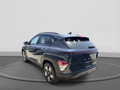 Used 2024 Hyundai Kona SEL FWD image 5