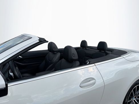 Certified 2025 BMW 430i Convertible image 26