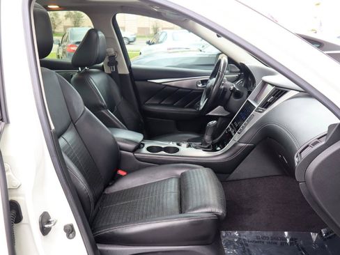 Used 2019 INFINITI Q50 Sport w/ Proactive Package RWD image 13