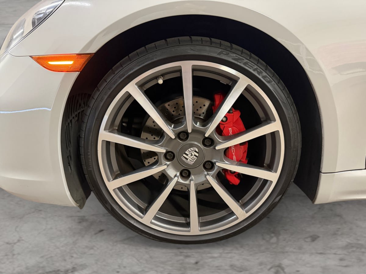 Used 2021 Porsche 718 Boxster S RWD image 9