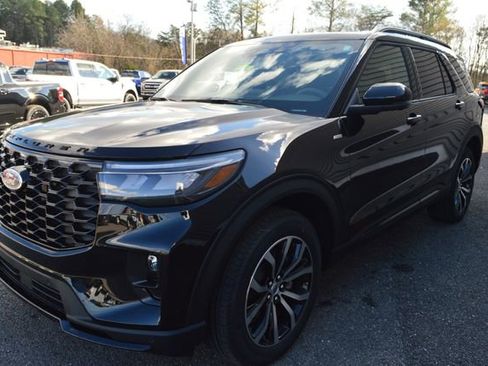 New 2026 Ford Explorer ST-Line image 7