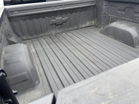 Certified 2025 Chevrolet Silverado 1500 ZR2 w/ Technology Package image 32