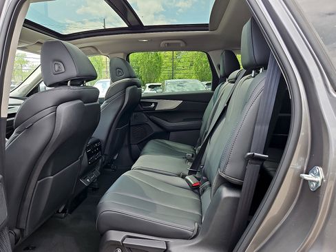 Certified 2026 Acura MDX SH-AWD image 12